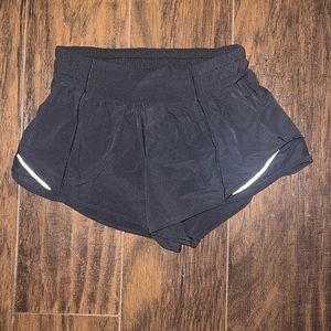 Size 4 lululemon shorts